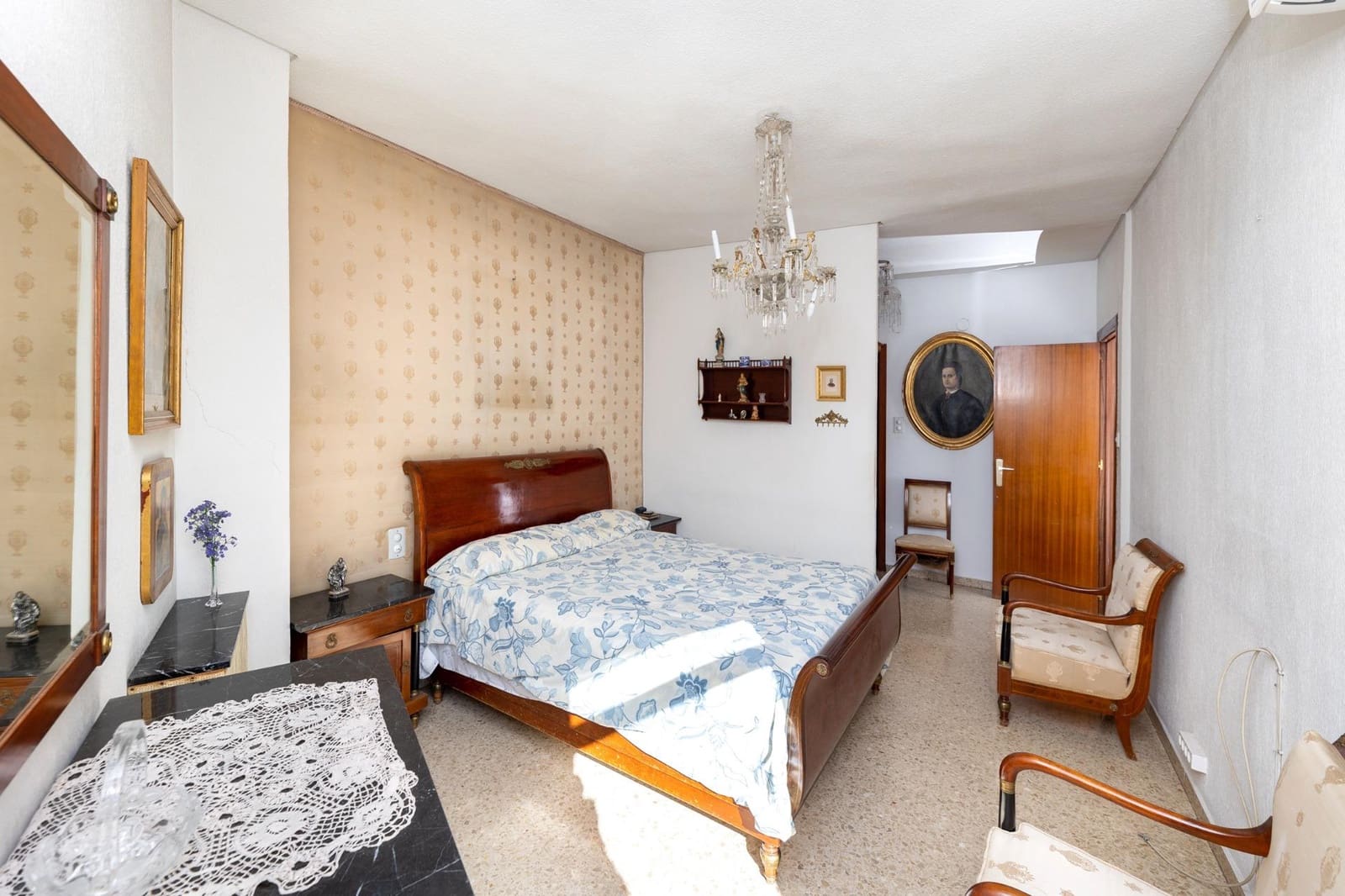 6 sovrum Lägenhet till salu i Granada stad - 850 000 € (Ref: 9406649)