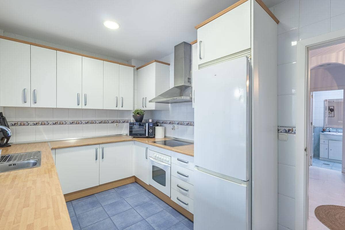 5 soveværelse Rækkehus til salg i Motril med swimmingpool garage - € 587.000 (Ref: 9406650)