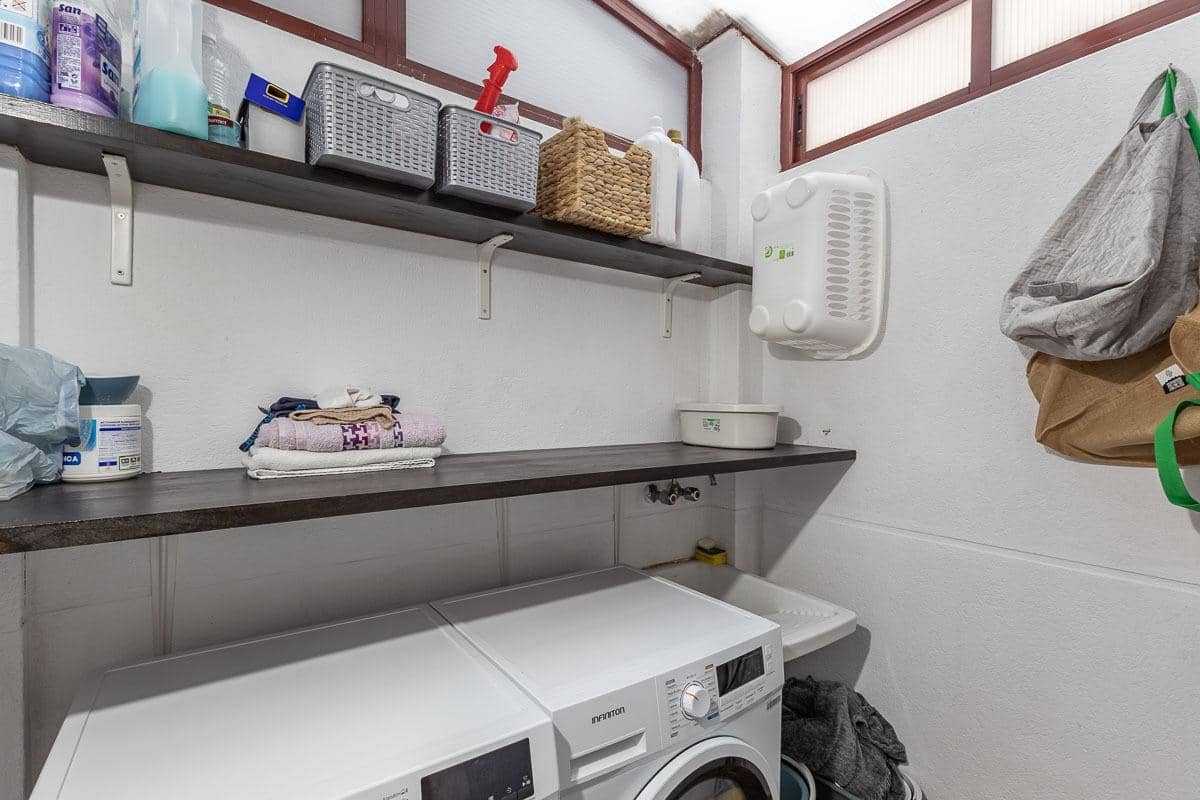 5 soveværelse Rækkehus til salg i Motril med swimmingpool garage - € 587.000 (Ref: 9406650)