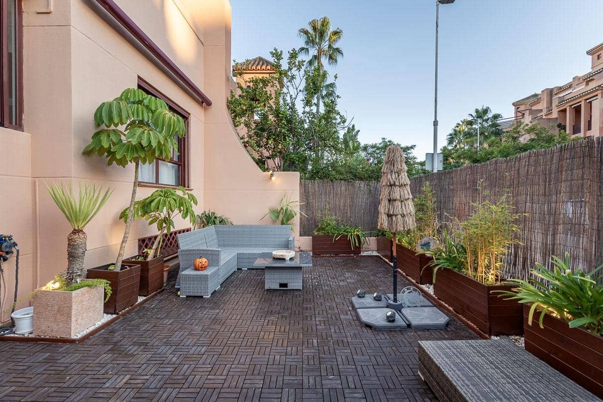 5 soveværelse Rækkehus til salg i Motril med swimmingpool garage - € 587.000 (Ref: 9406650)