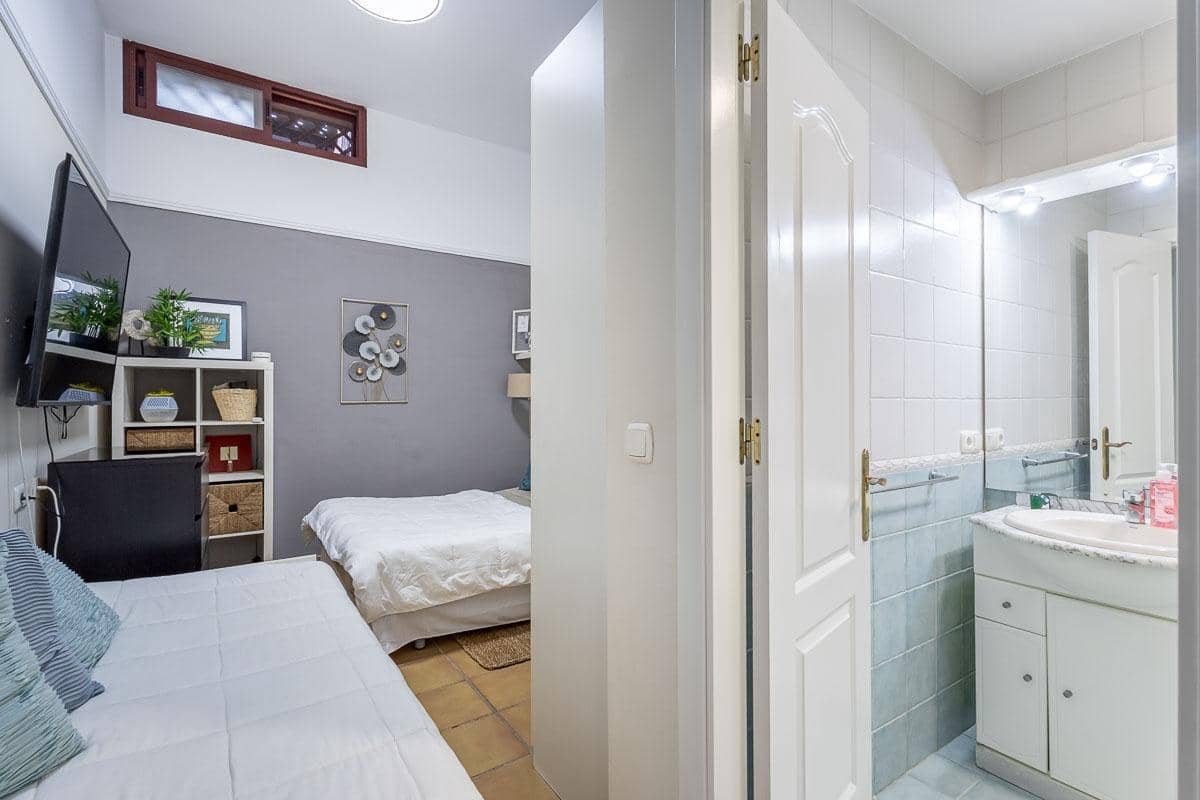 5 soveværelse Rækkehus til salg i Motril med swimmingpool garage - € 587.000 (Ref: 9406650)