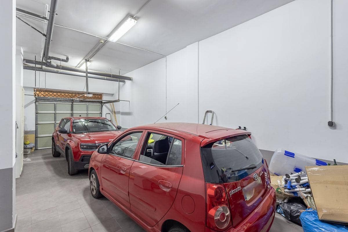 5 soveværelse Rækkehus til salg i Motril med swimmingpool garage - € 587.000 (Ref: 9406650)