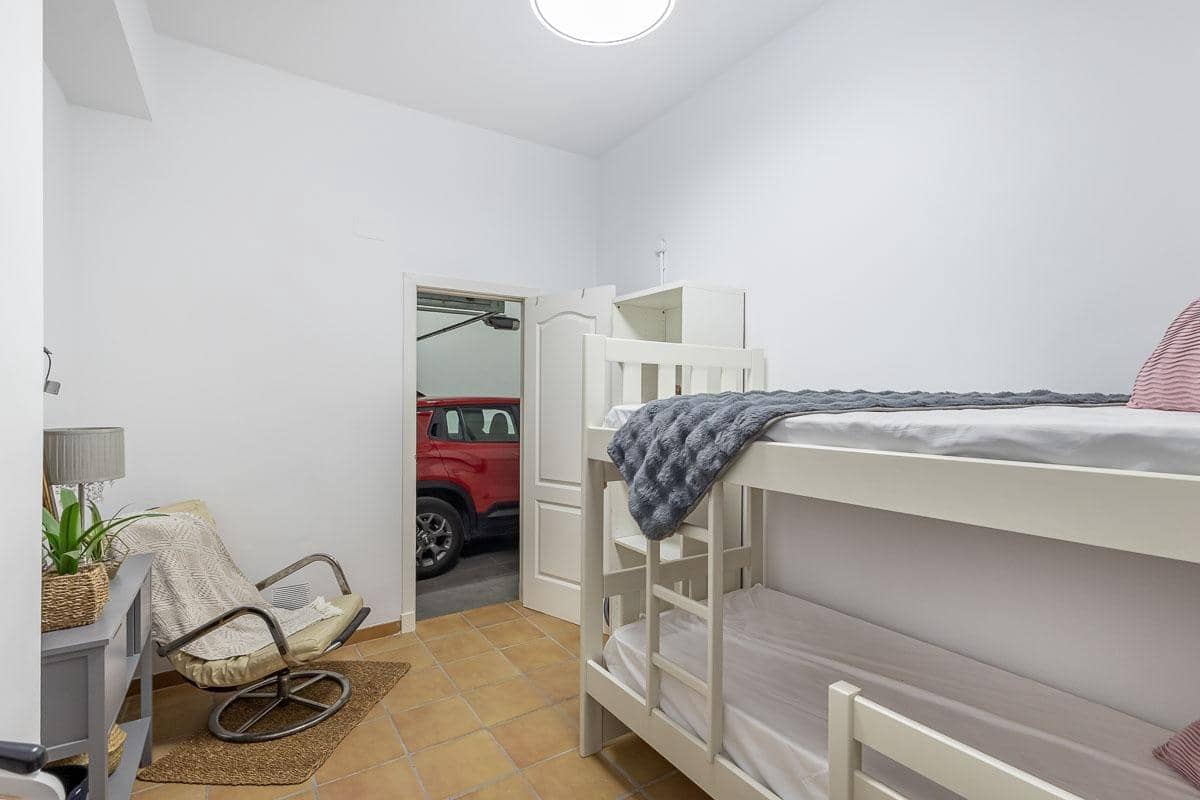 5 soveværelse Rækkehus til salg i Motril med swimmingpool garage - € 587.000 (Ref: 9406650)