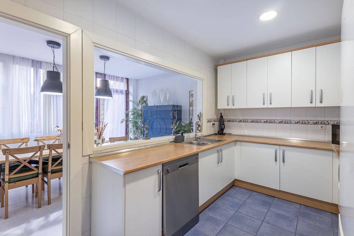 5 soveværelse Rækkehus til salg i Motril med swimmingpool garage - € 587.000 (Ref: 9406650)