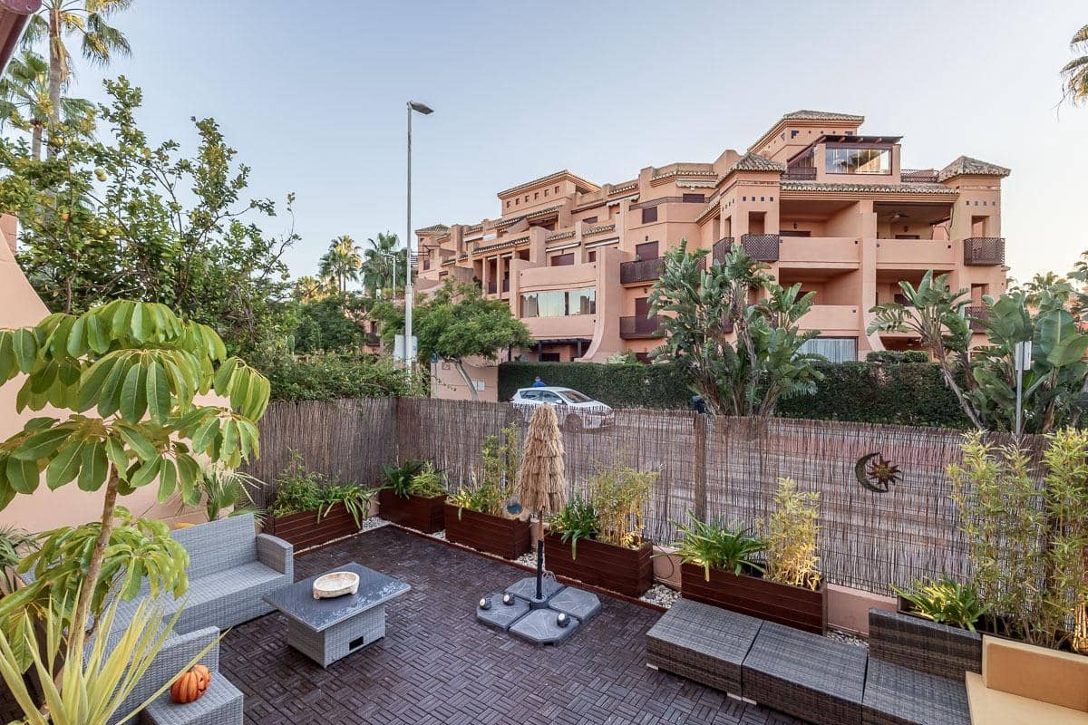 5 soveværelse Rækkehus til salg i Motril med swimmingpool garage - € 587.000 (Ref: 9406650)