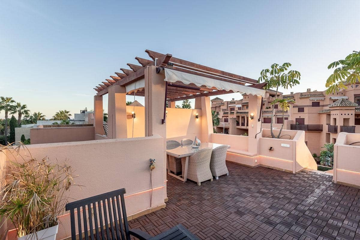 5 soveværelse Rækkehus til salg i Motril med swimmingpool garage - € 587.000 (Ref: 9406650)