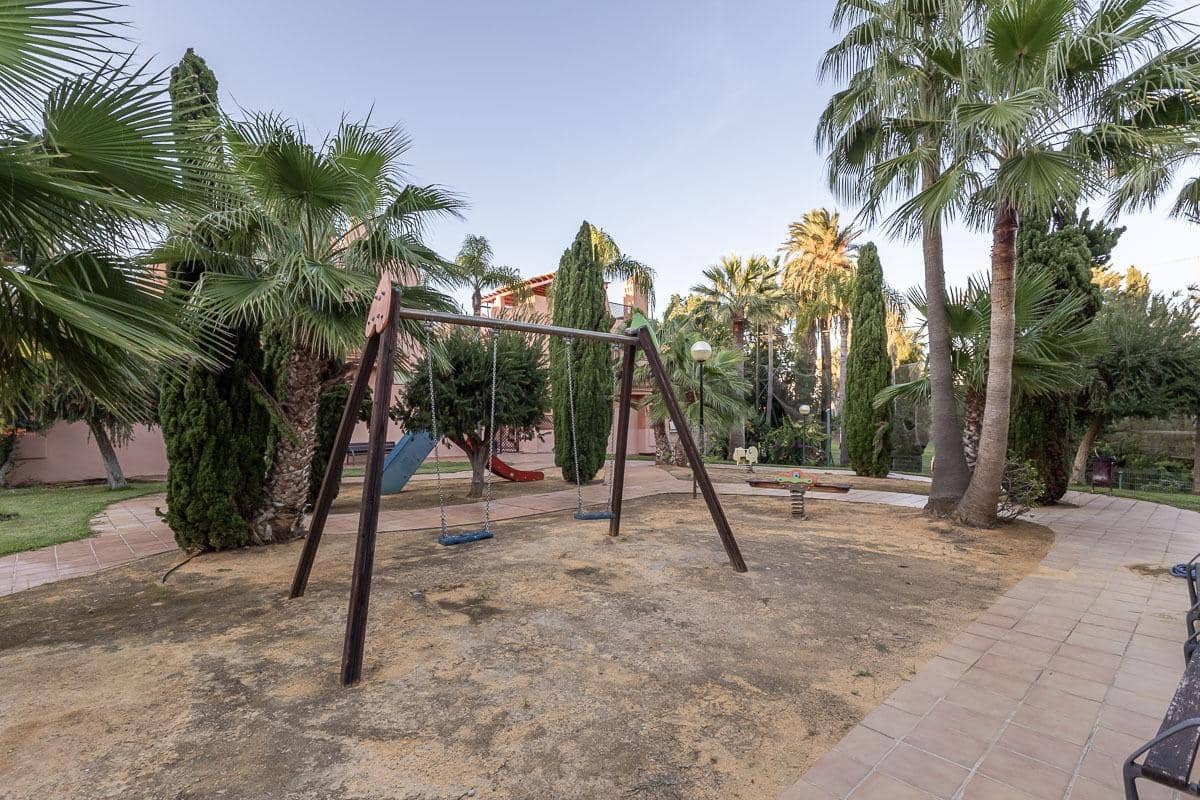 5 soveværelse Rækkehus til salg i Motril med swimmingpool garage - € 587.000 (Ref: 9406650)