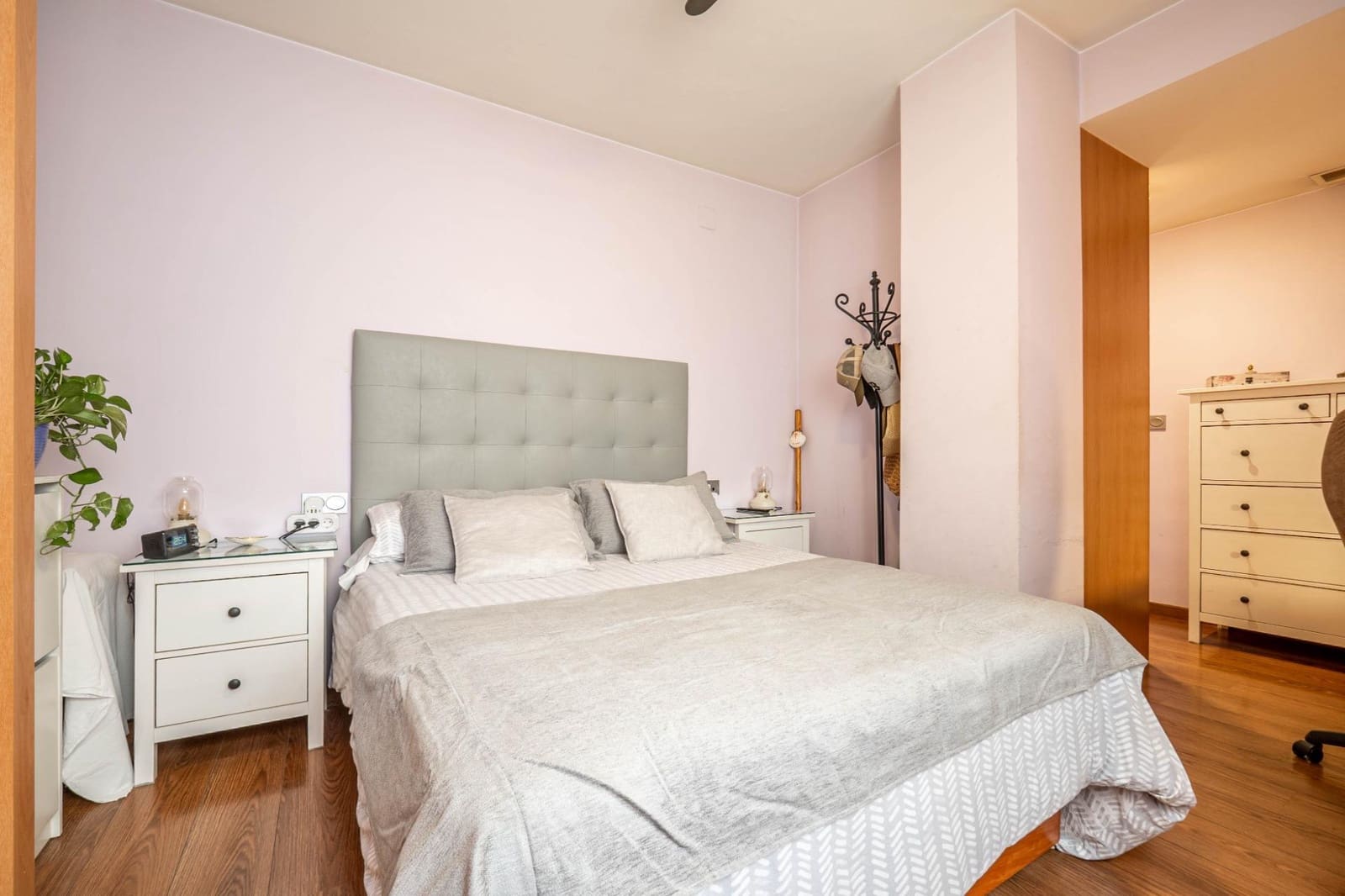 1 bedroom Apartment for sale in Ogijares with garage - € 137,900 (Ref: 9411218)