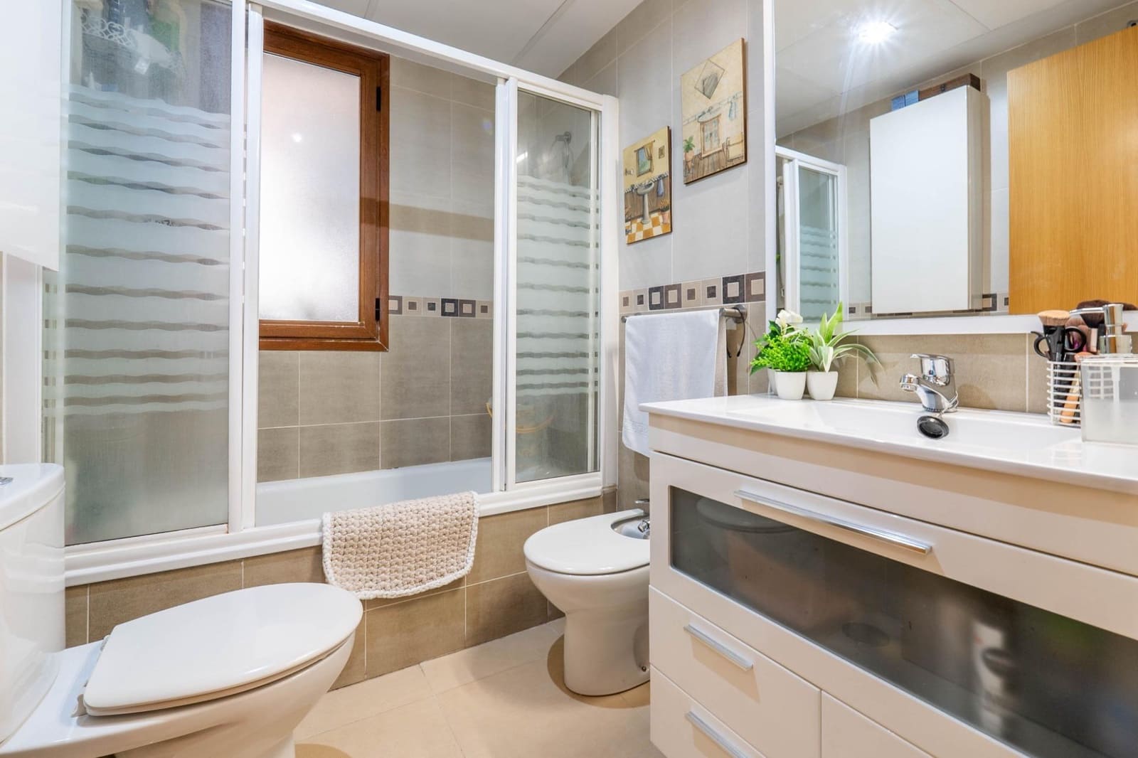 1 bedroom Apartment for sale in Ogijares with garage - € 137,900 (Ref: 9411218)