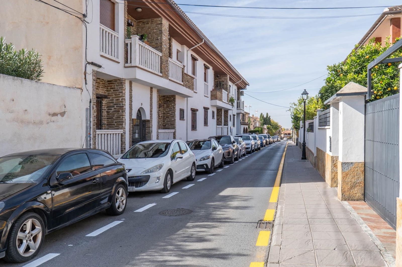 1 bedroom Apartment for sale in Ogijares with garage - € 137,900 (Ref: 9411218)