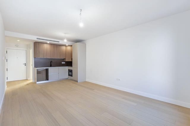 2 bedroom Flat for sale in Albaicin, Granada city - € 332,000 (Ref: 9419620)