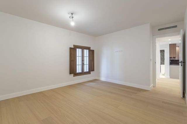 2 bedroom Flat for sale in Albaicin, Granada city - € 332,000 (Ref: 9419620)