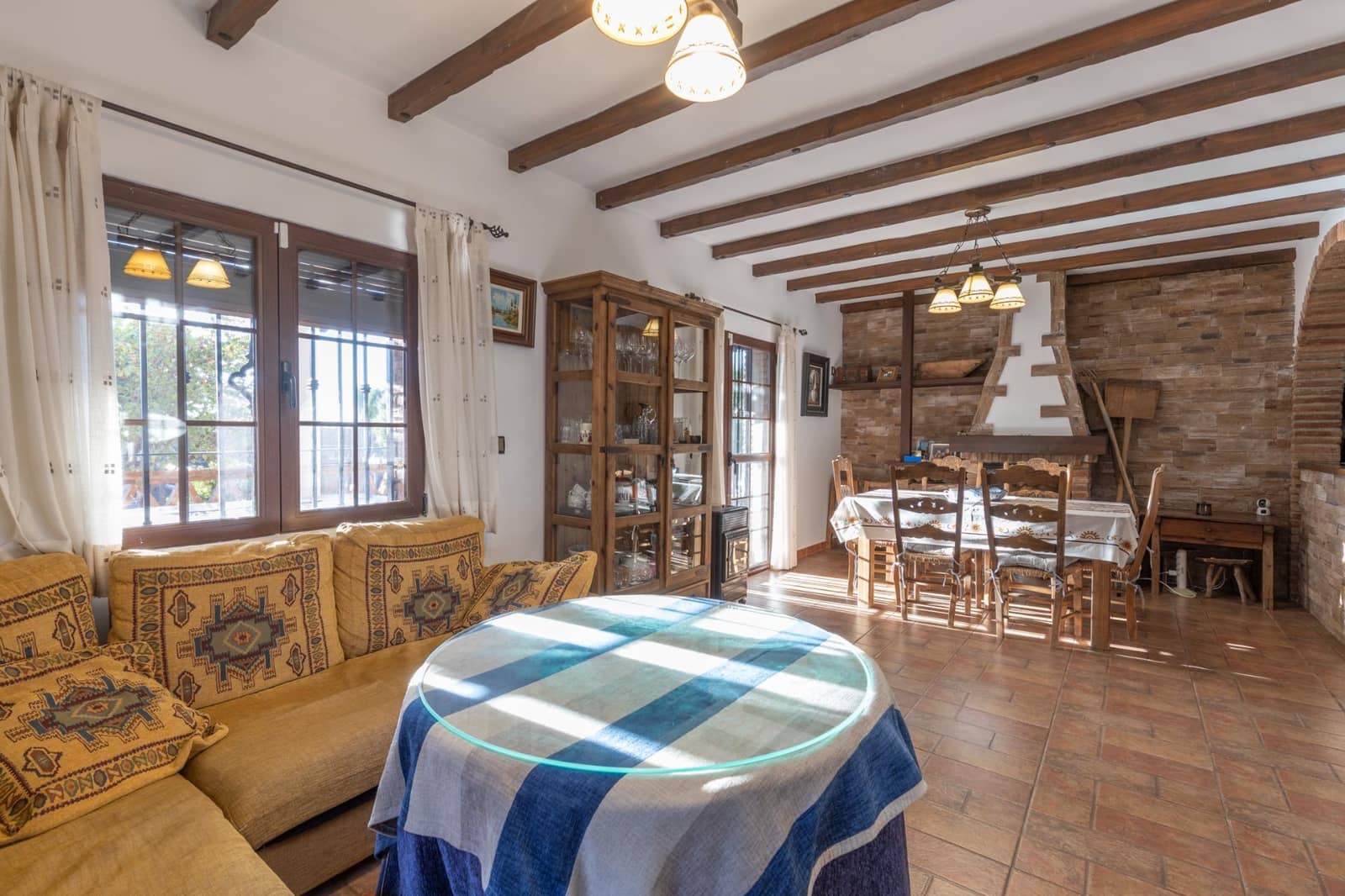 4 soverom Villa til salgs i Durcal med svømmebasseng garasje - € 319 000 (Ref: 9419621)