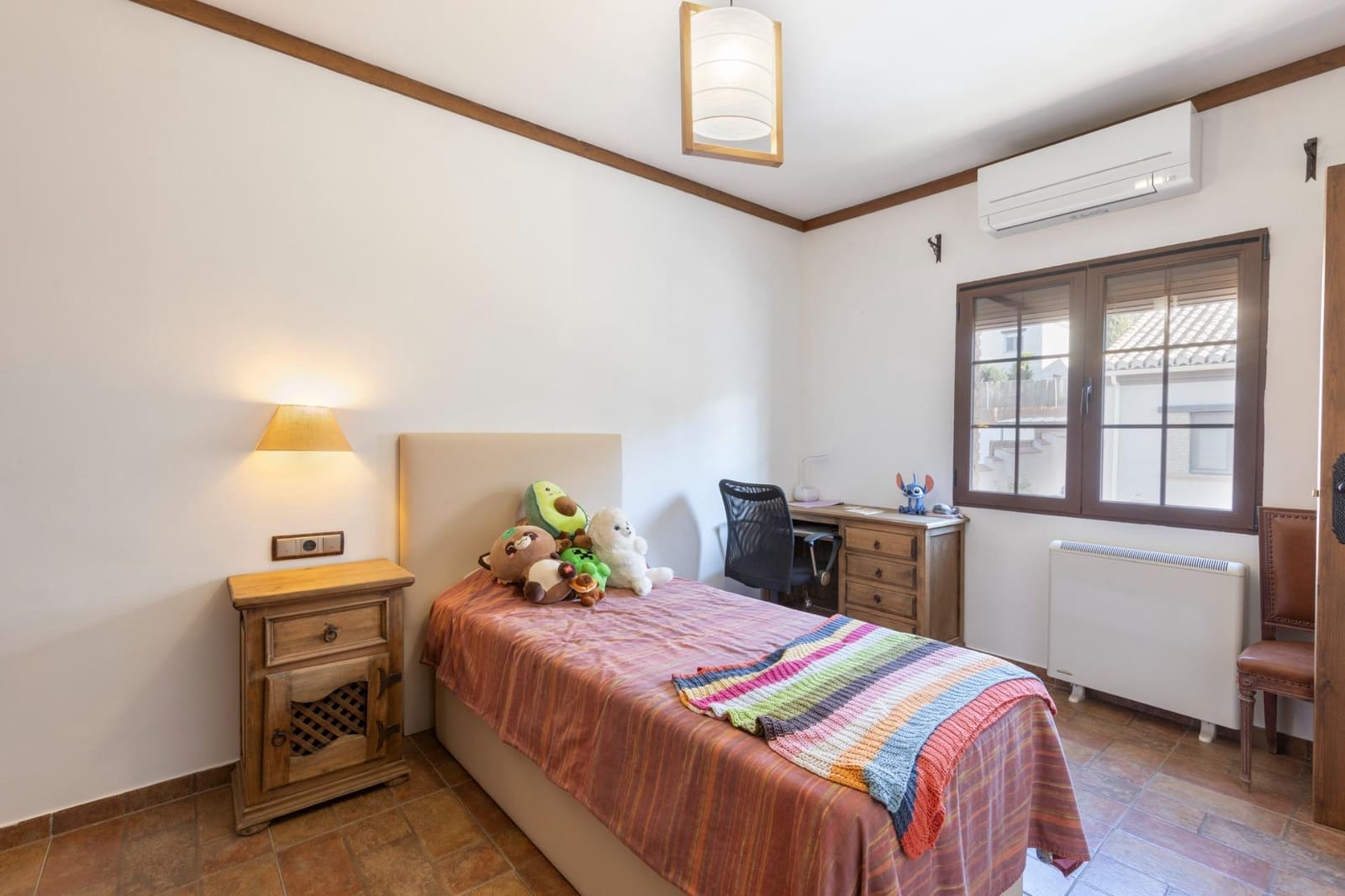 4 soverom Villa til salgs i Durcal med svømmebasseng garasje - € 319 000 (Ref: 9419621)