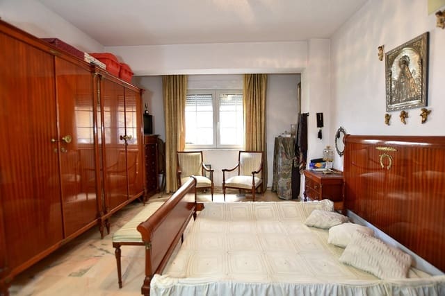 3 soveværelse Lejlighed til salg i Granada by - € 195.000 (Ref: 9419623)