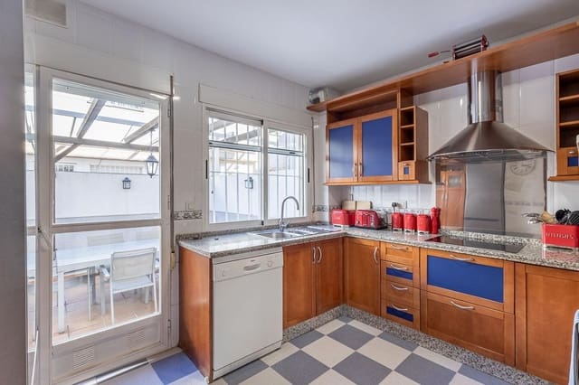 3 soveværelse Byhus til salg i Cúllar Vega med garage - € 219.000 (Ref: 9419633)