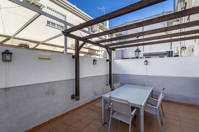 3 soveværelse Byhus til salg i Cúllar Vega med garage - € 219.000 (Ref: 9419633)