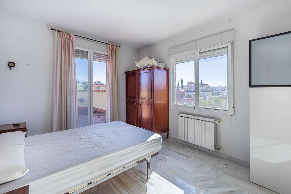 5 soveværelse Villa til salg i Las Gabias med swimmingpool garage - € 540.000 (Ref: 9422339)