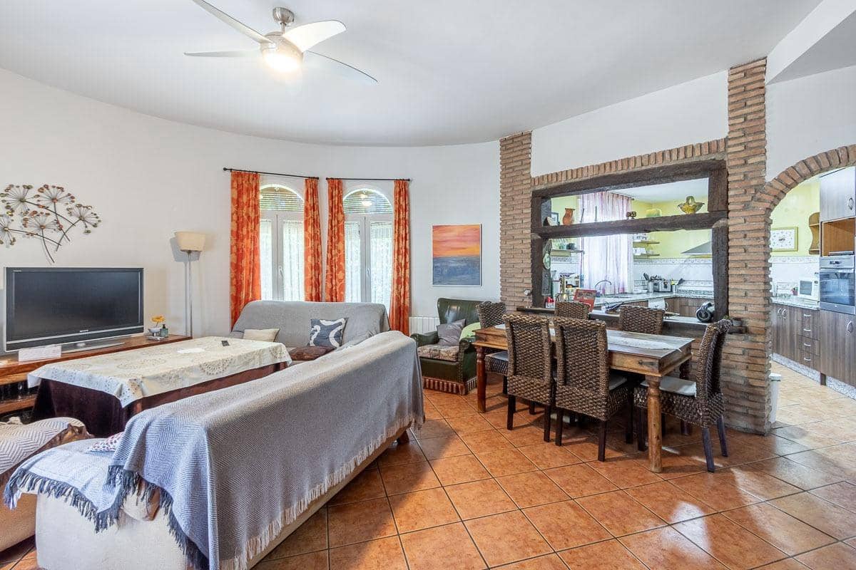 5 soveværelse Villa til salg i Las Gabias med swimmingpool garage - € 540.000 (Ref: 9422339)