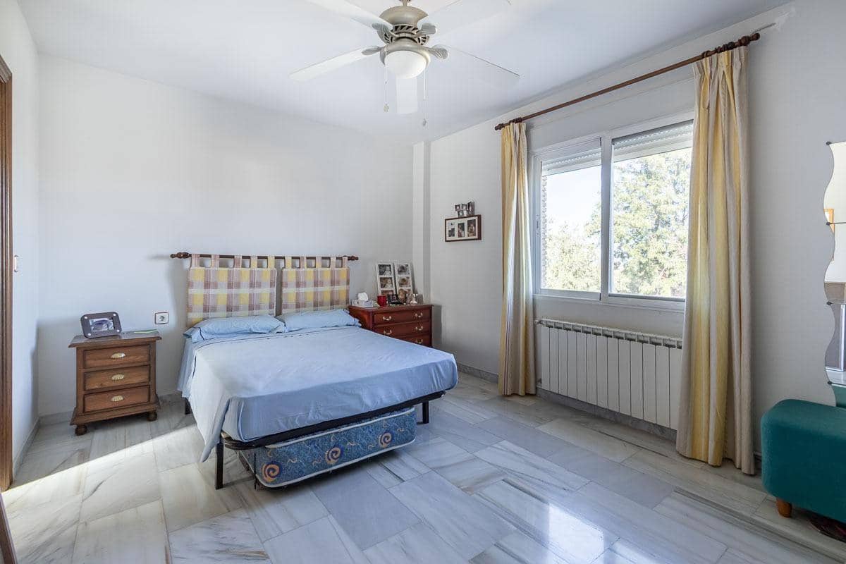 5 soveværelse Villa til salg i Las Gabias med swimmingpool garage - € 540.000 (Ref: 9422339)