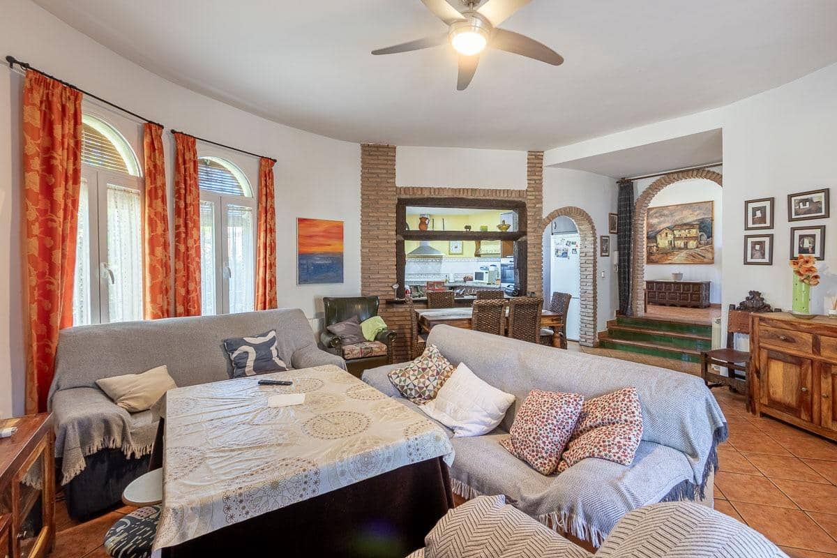 5 soveværelse Villa til salg i Las Gabias med swimmingpool garage - € 540.000 (Ref: 9422339)