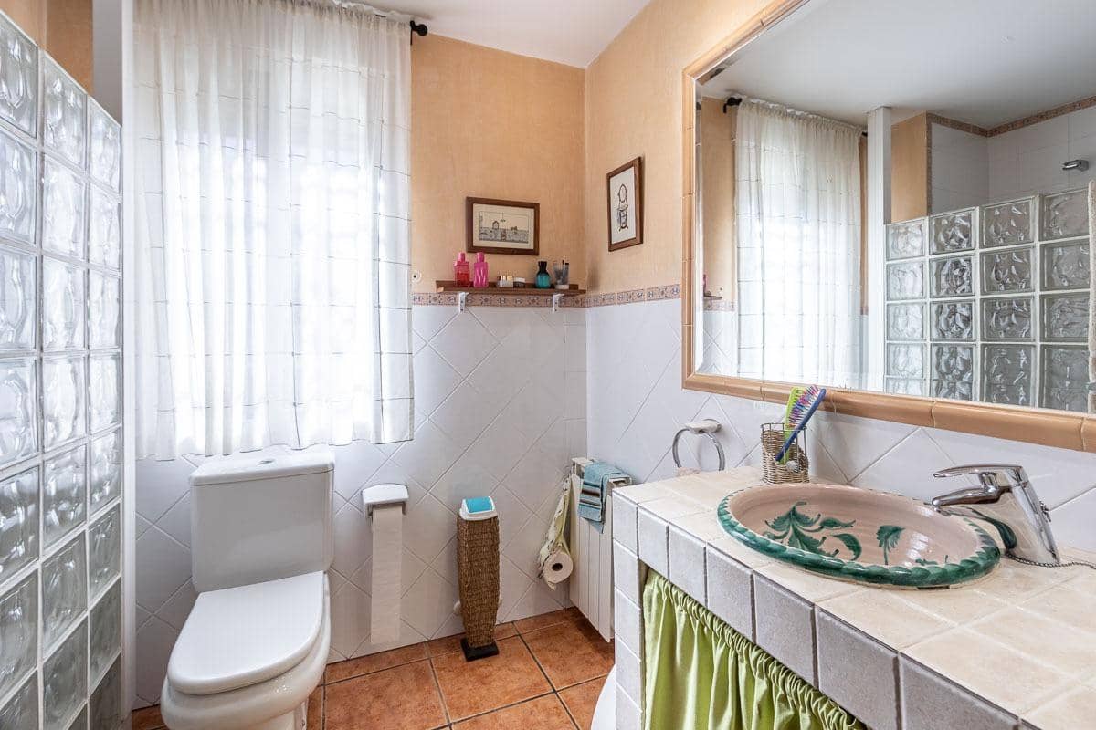 5 soveværelse Villa til salg i Las Gabias med swimmingpool garage - € 540.000 (Ref: 9422339)