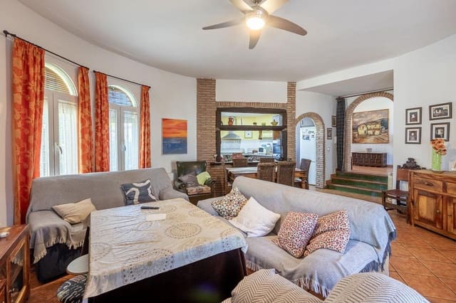 5 soveværelse Villa til salg i Las Gabias med swimmingpool garage - € 540.000 (Ref: 9422339)