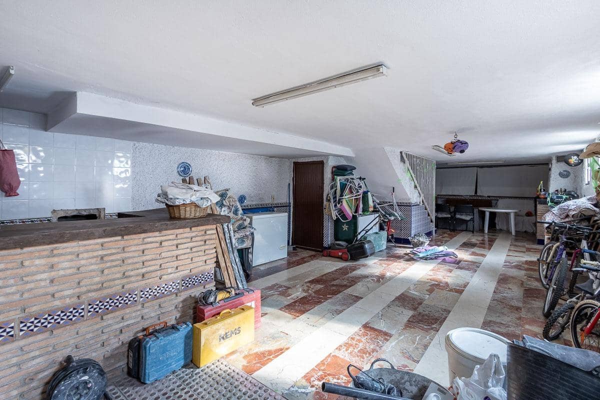 5 soveværelse Villa til salg i Las Gabias med swimmingpool garage - € 540.000 (Ref: 9422339)