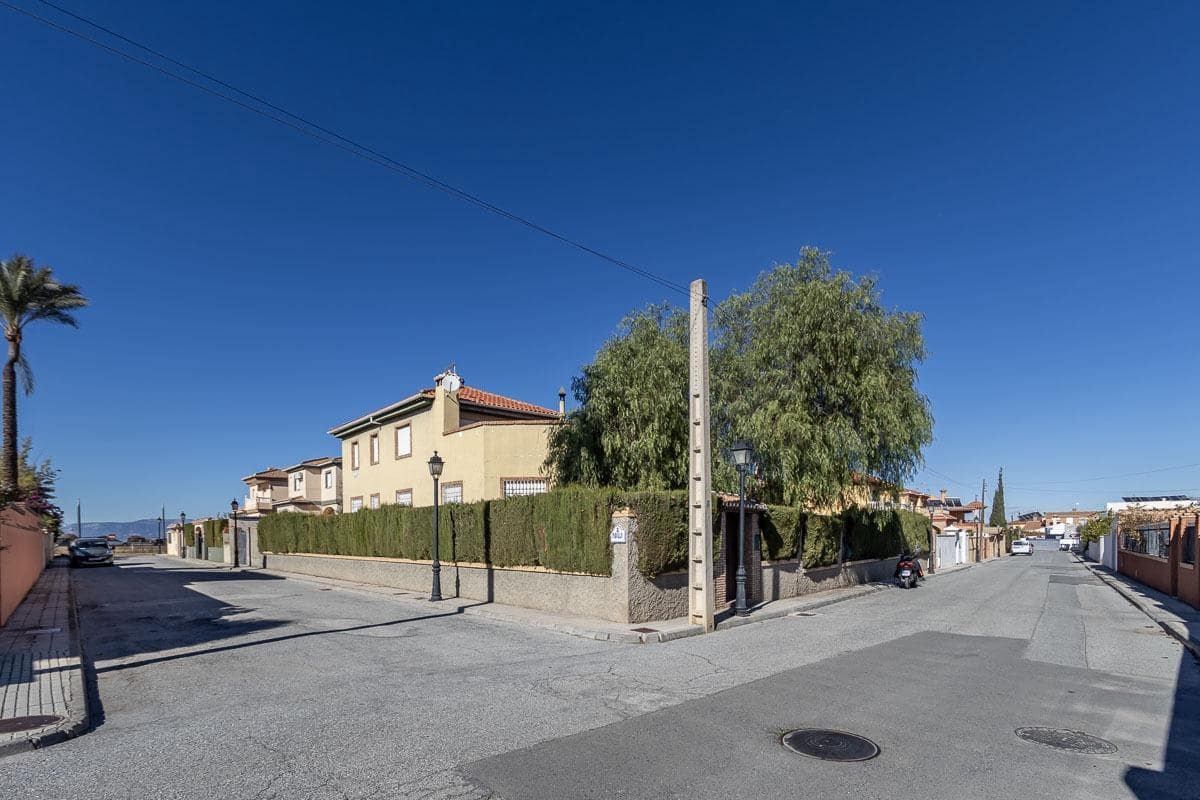 5 soveværelse Villa til salg i Las Gabias med swimmingpool garage - € 540.000 (Ref: 9422339)