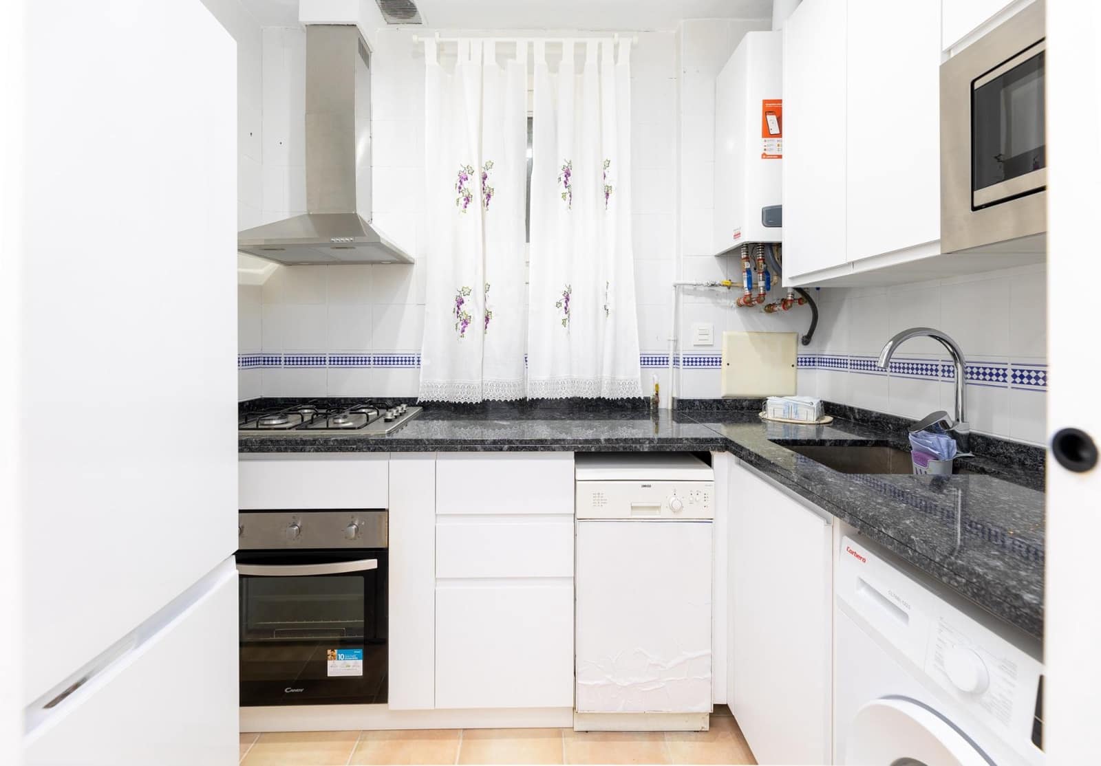 1 sypialnia Apartament na sprzedaż w Miasto Grenada - 190 000 € (Ref: 9422340)