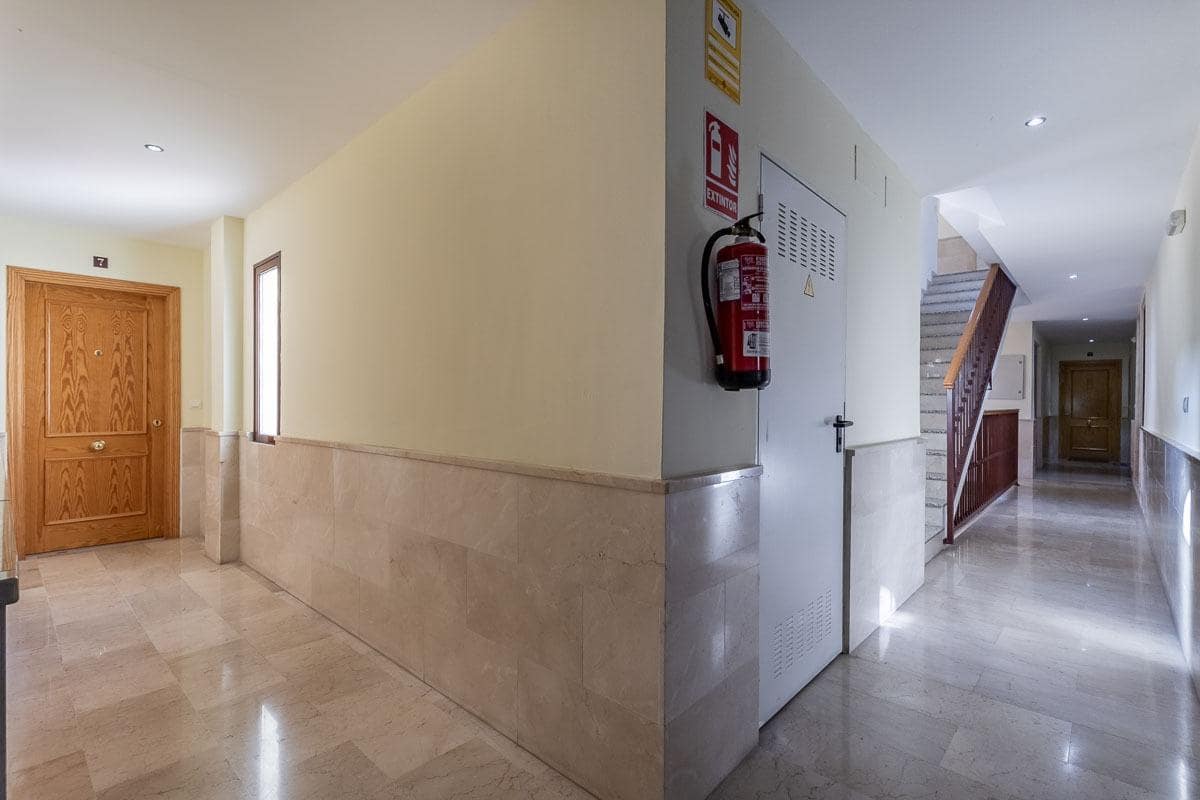 2 slaapkamer Flat te koop in Armilla met zwembad garage - € 235.000 (Ref: 9422341)