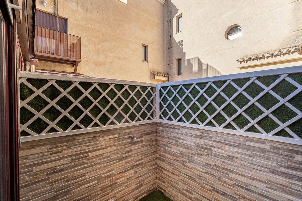 2 slaapkamer Flat te koop in Armilla met zwembad garage - € 235.000 (Ref: 9422341)