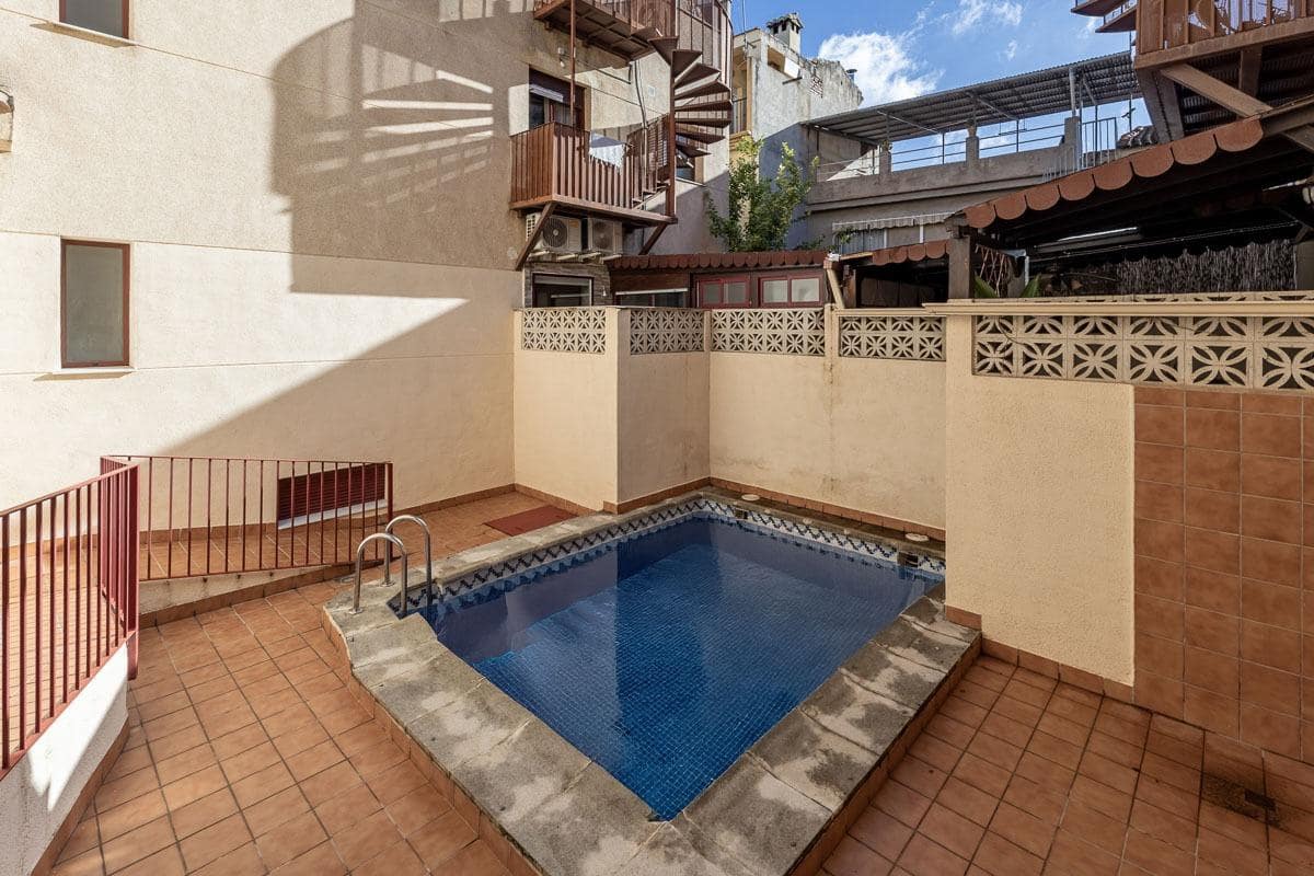 2 slaapkamer Flat te koop in Armilla met zwembad garage - € 235.000 (Ref: 9422341)