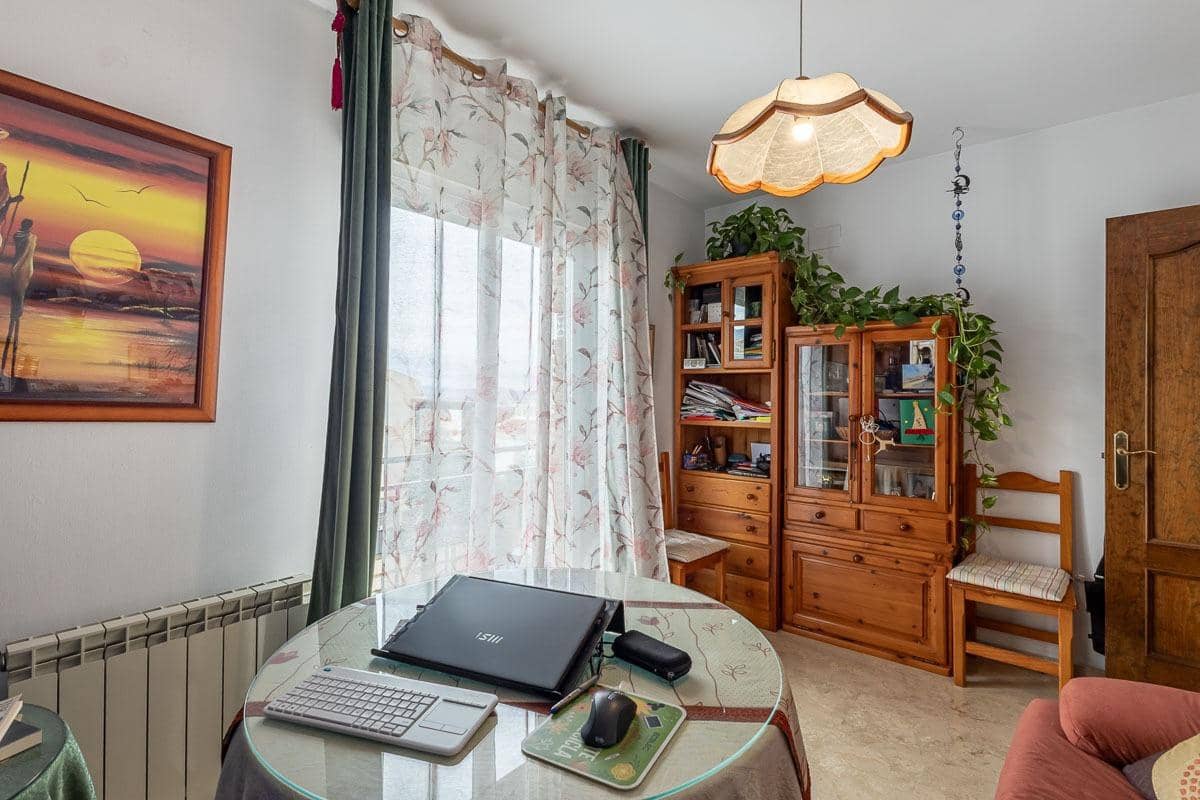 4 soveværelse Byhus til salg i Huetor Vega med garage - € 439.000 (Ref: 9422344)