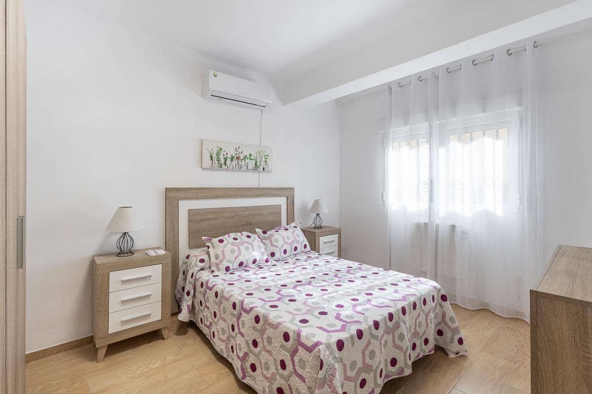 2 soverom Leilighet til salgs i Granada by - € 218 000 (Ref: 9427462)