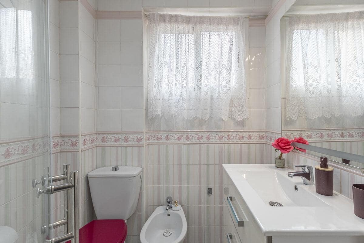 2 soverom Leilighet til salgs i Granada by - € 218 000 (Ref: 9427462)