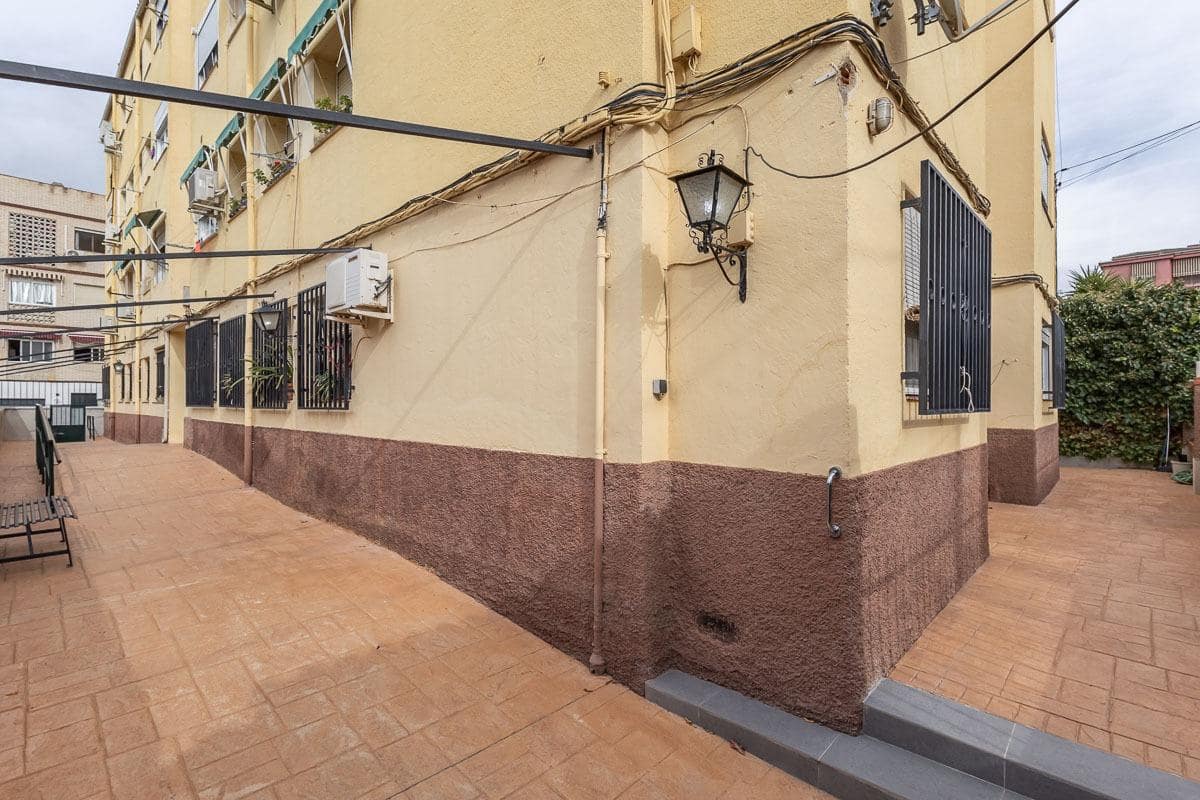 2 soverom Leilighet til salgs i Granada by - € 218 000 (Ref: 9427462)