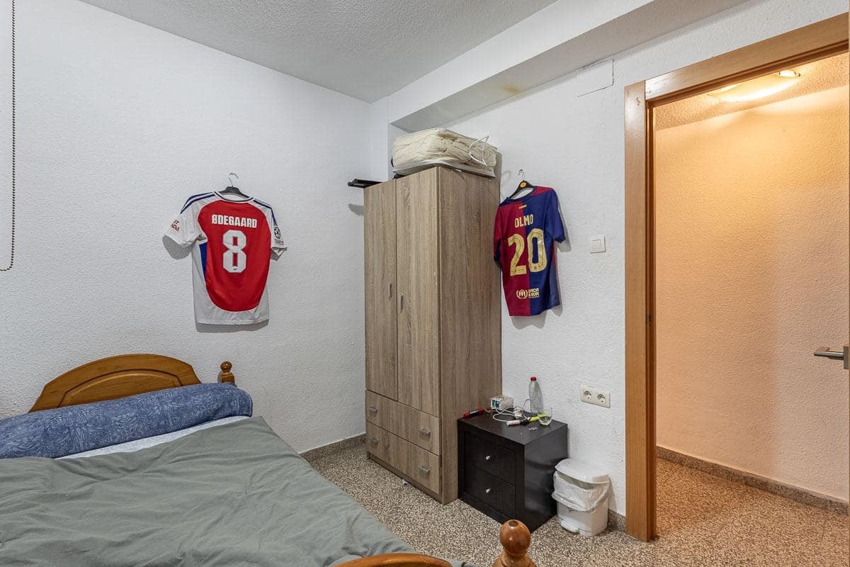 3 soveværelse Lejlighed til salg i Granada by - € 219.000 (Ref: 9427465)