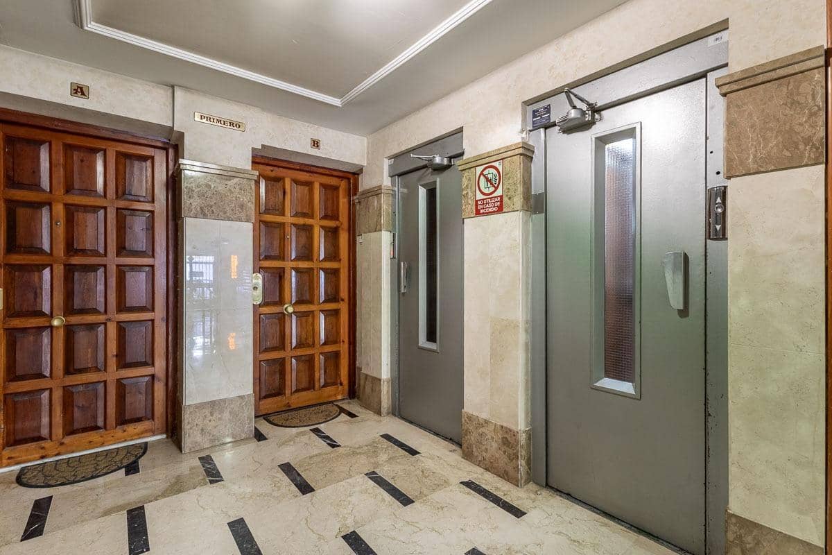 3 soveværelse Lejlighed til salg i Granada by - € 219.000 (Ref: 9427465)