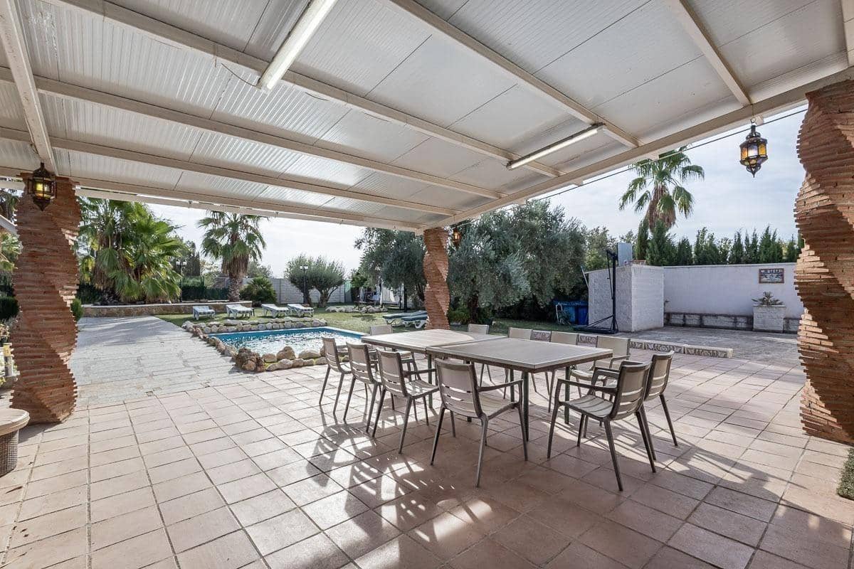 5 quarto Quinta/Casa Rural para venda em Atarfe com piscina - 548 000 € (Ref: 9436132)