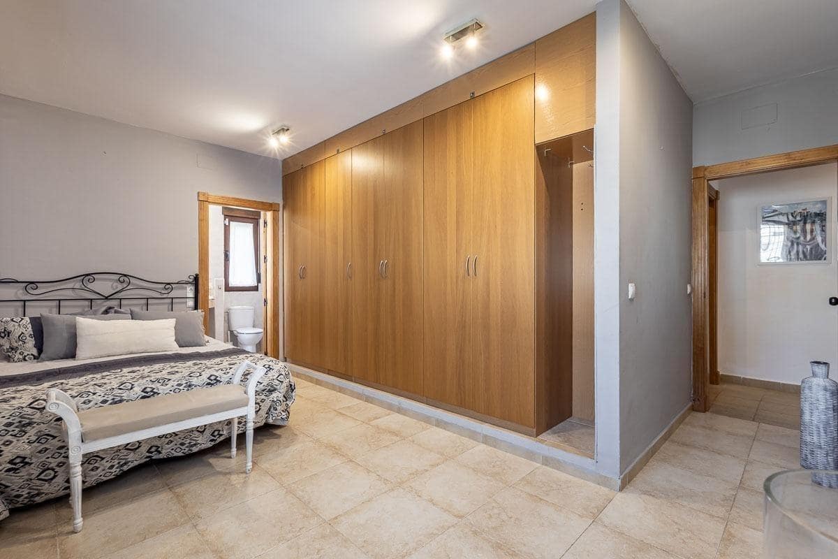 5 quarto Quinta/Casa Rural para venda em Atarfe com piscina - 548 000 € (Ref: 9436132)