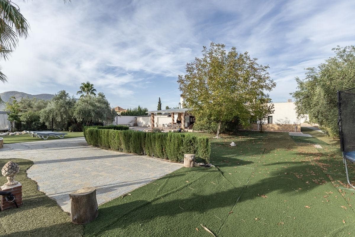 5 quarto Quinta/Casa Rural para venda em Atarfe com piscina - 548 000 € (Ref: 9436132)