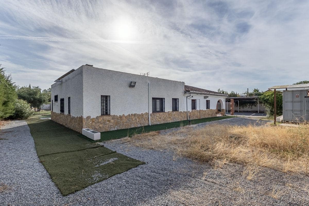 5 quarto Quinta/Casa Rural para venda em Atarfe com piscina - 548 000 € (Ref: 9436132)