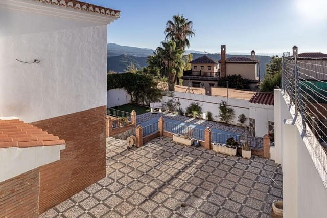 4 soveværelse Villa til salg i Cenes de la Vega med swimmingpool garage - € 365.000 (Ref: 9436133)