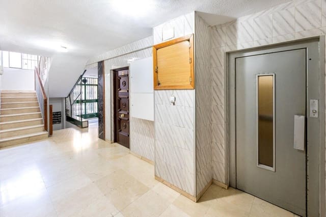 4 soveværelse Lejlighed til salg i Granada by - € 155.000 (Ref: 9436136)