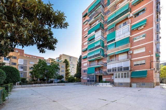 4 soveværelse Lejlighed til salg i Granada by - € 155.000 (Ref: 9436136)