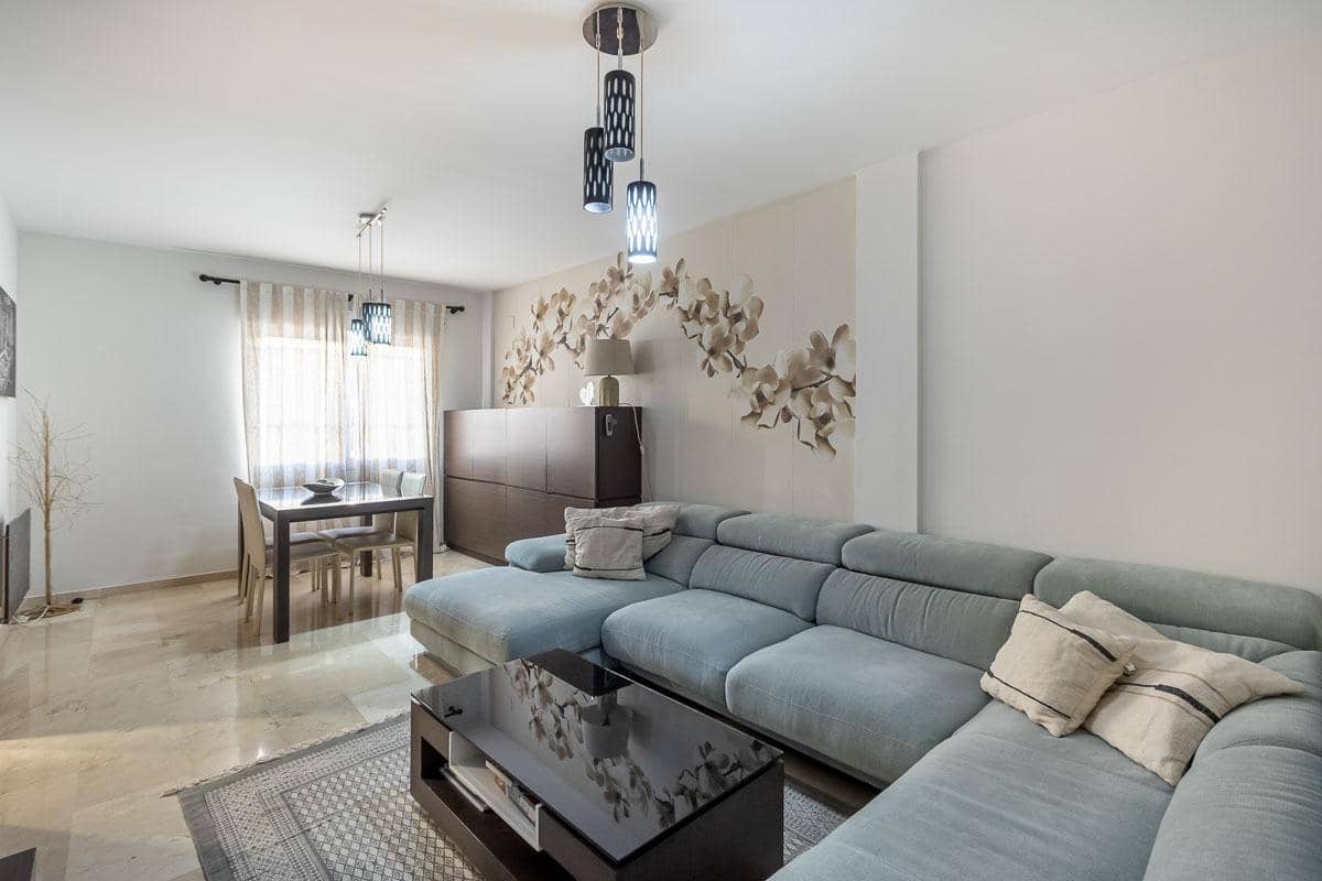 3 soveværelse Villa til salg i Ambroz med swimmingpool garage - € 299.900 (Ref: 9436412)