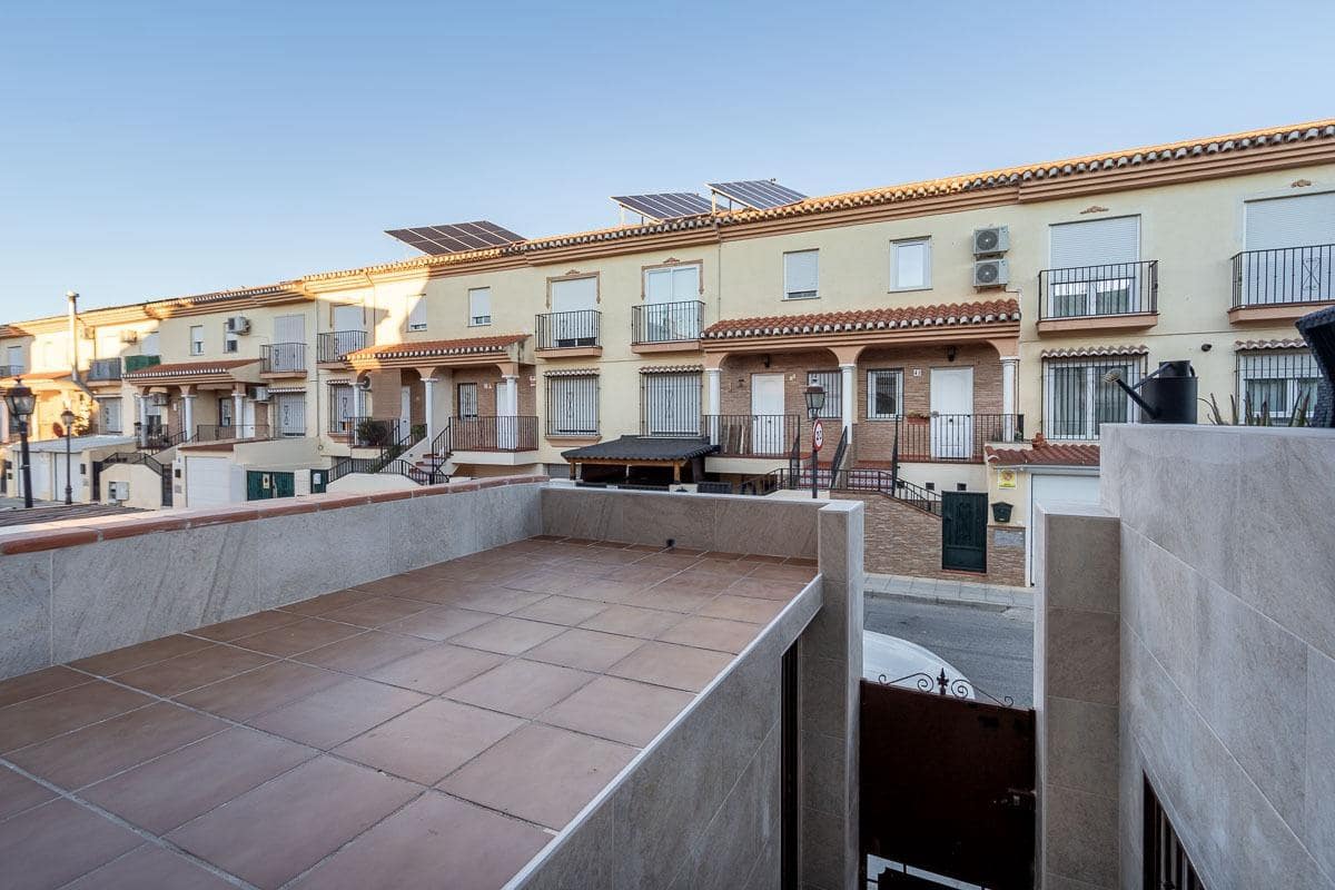 3 soveværelse Villa til salg i Ambroz med swimmingpool garage - € 299.900 (Ref: 9436412)