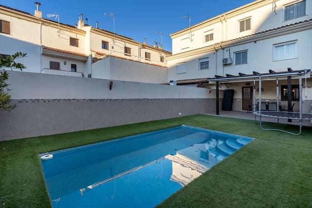 3 soveværelse Villa til salg i Ambroz, Vegas del Genil med swimmingpool garage - € 299.900 (Ref: 9436412)