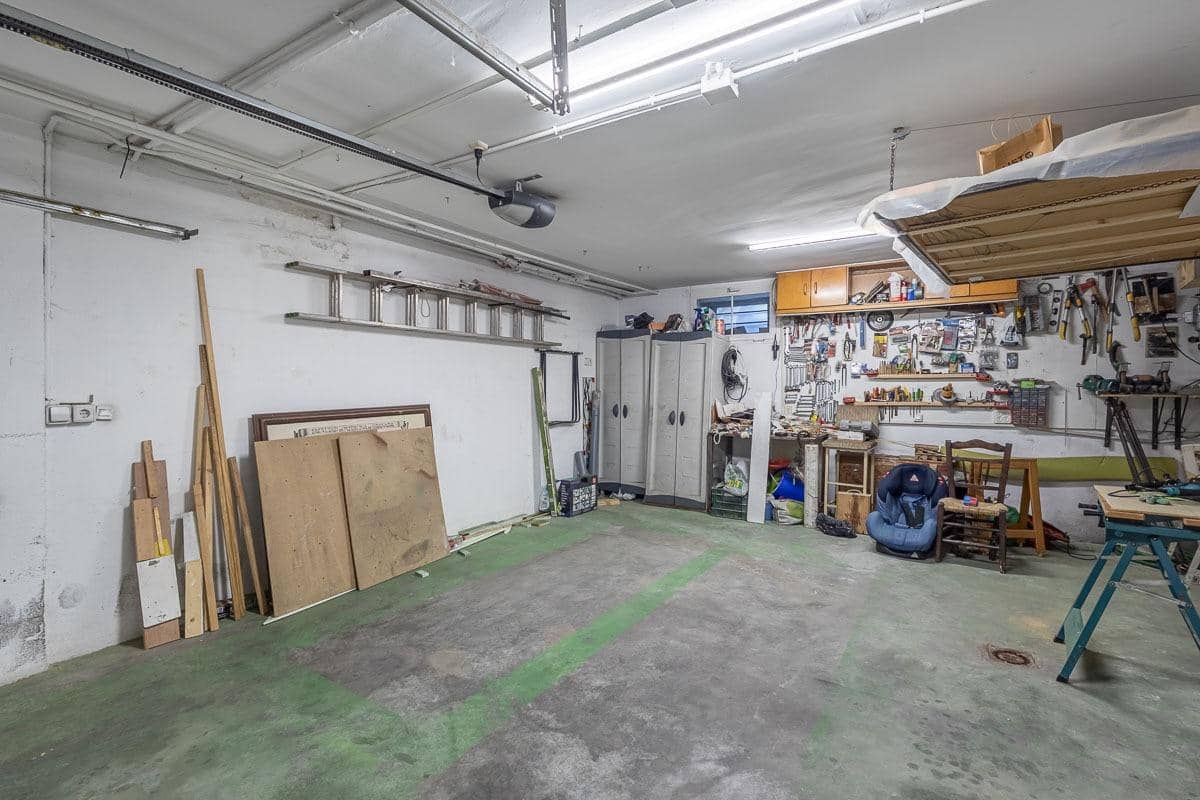 6 soveværelse Byhus til salg i Armilla med garage - € 429.000 (Ref: 9436413)